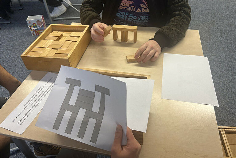 Bauen und erschaffen- Konstruktionsspiel im OKII Neuendettelsau 